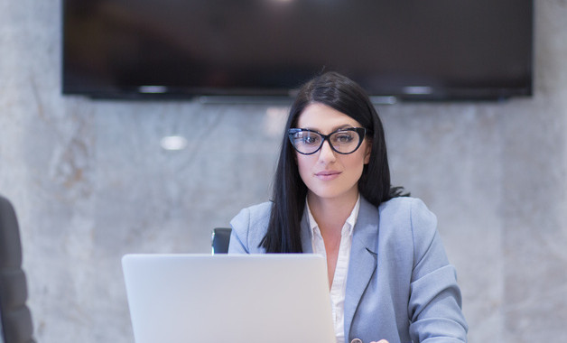 学校月工作总结怎么写